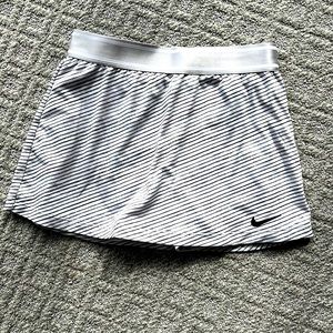 Nike White with Black Stripes Tennis Skirt - Size Small